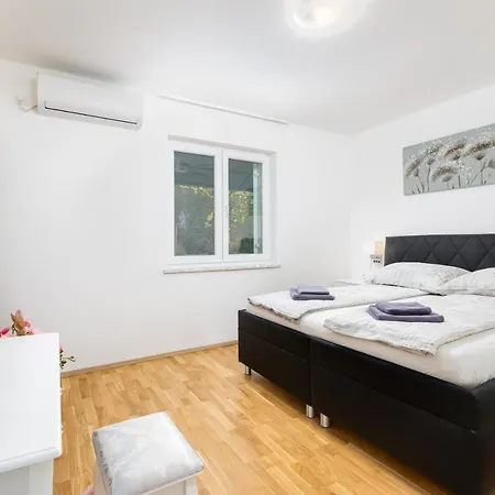 Apartment Kamila